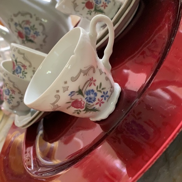 Vintage Summer Garden 16pc Children’s Tea Set - Picture 5 of 10